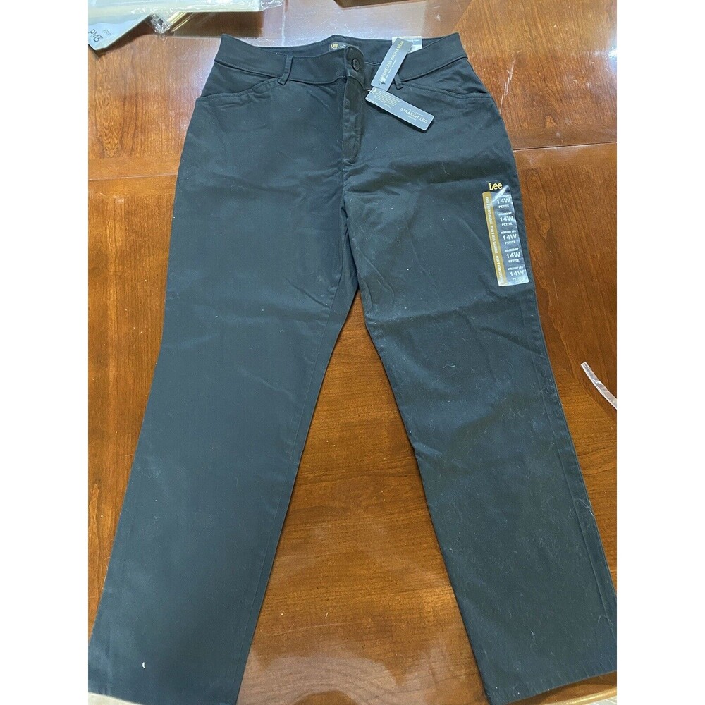 Lee Pants Straight Leg Relaxed Fit Black Pants Mid Rise 14W Petite